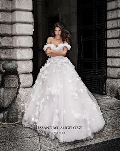 Fashion TV-Bo5zIKNATqi-2