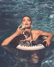 Fashion TV-BqCVf8YAyls-1