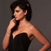 Fashion TV-BtQkUeZgTpa-3