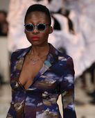 Fashion TV-BtLfEyughJr-1