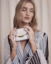 Fashion TV-Btam9HtAWo6-0