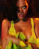 Fashion TV-ByP2_5TDzNs-0