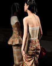 Fashion TV-B2JPIEACGUj-1