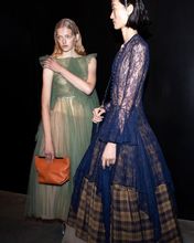 Fashion TV-B2JPIEACGUj-2