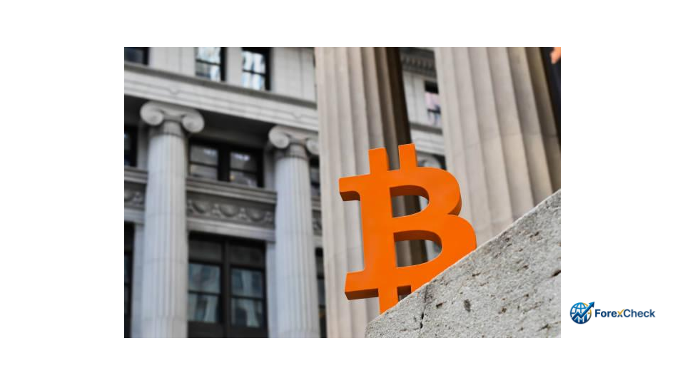 سعر البيتكوين يواجه مقاومة صعبة وتراجعاً ملحوظاً قرب حاجز 65500 دولار