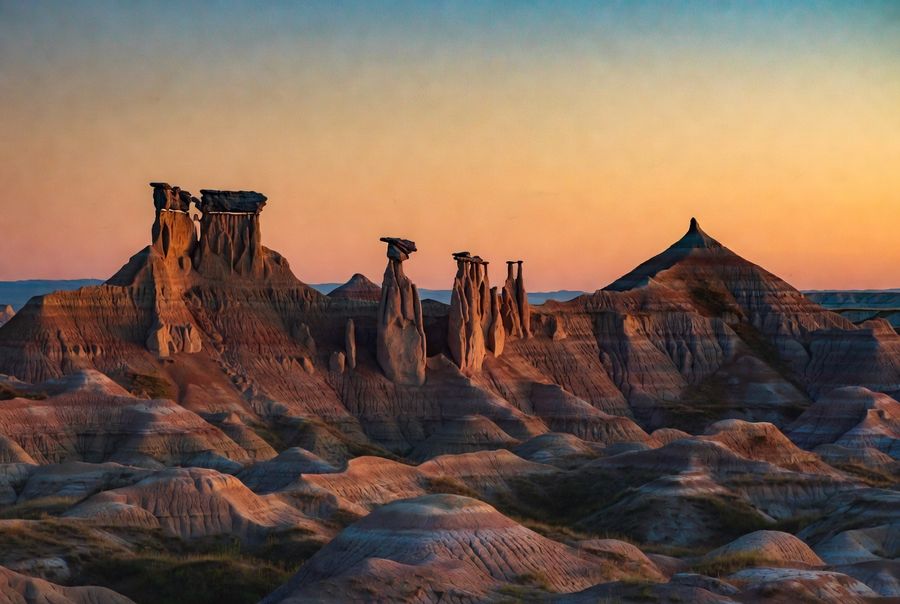 Badlands Bootcamp — Drumheller hoodoos at dusk