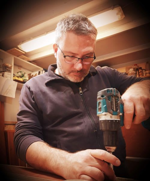 Angelo Milanese, snekker hos Frabalarm Studio Oslo