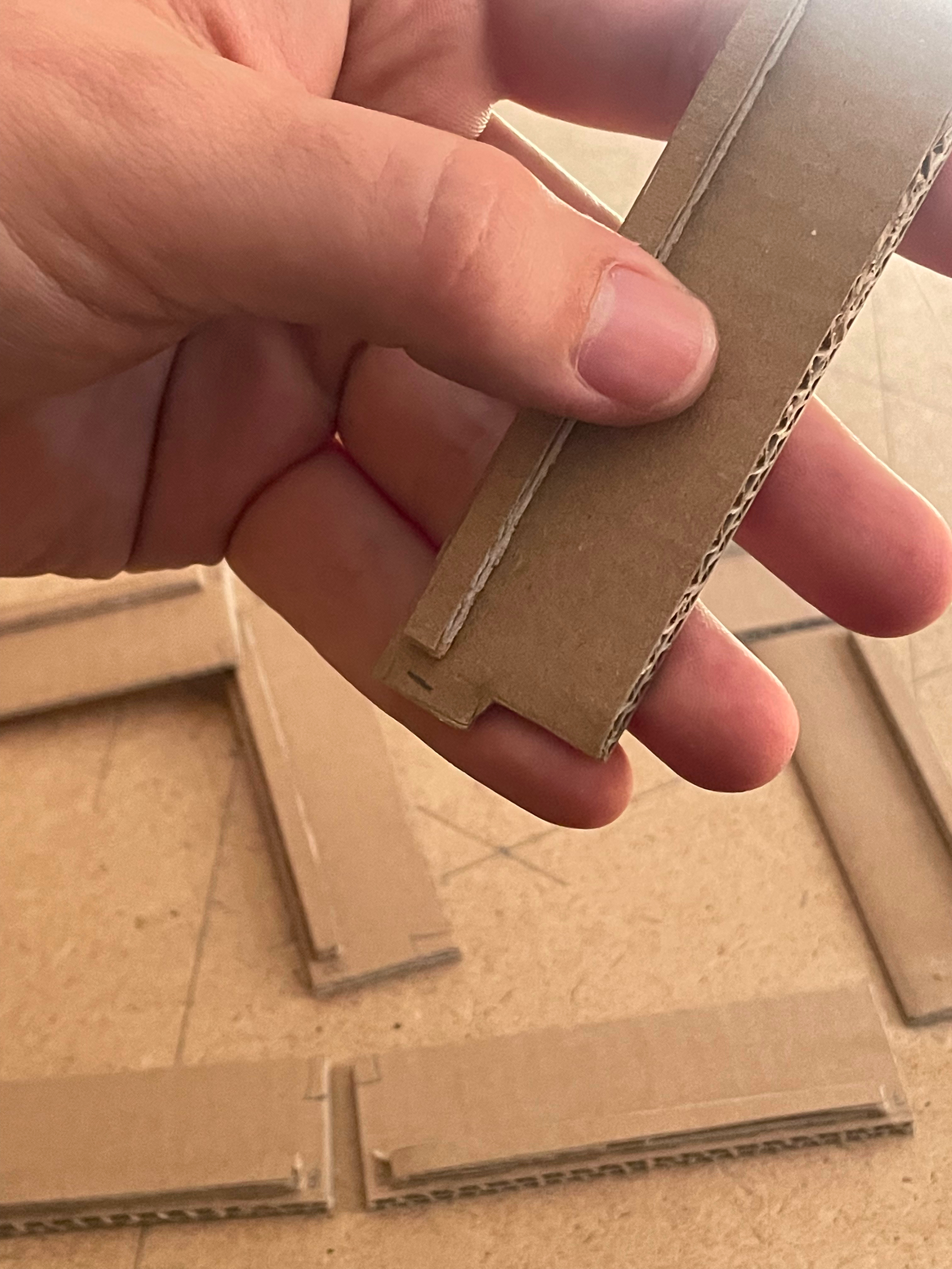 imgs/build_cardboard_walls_03.JPG