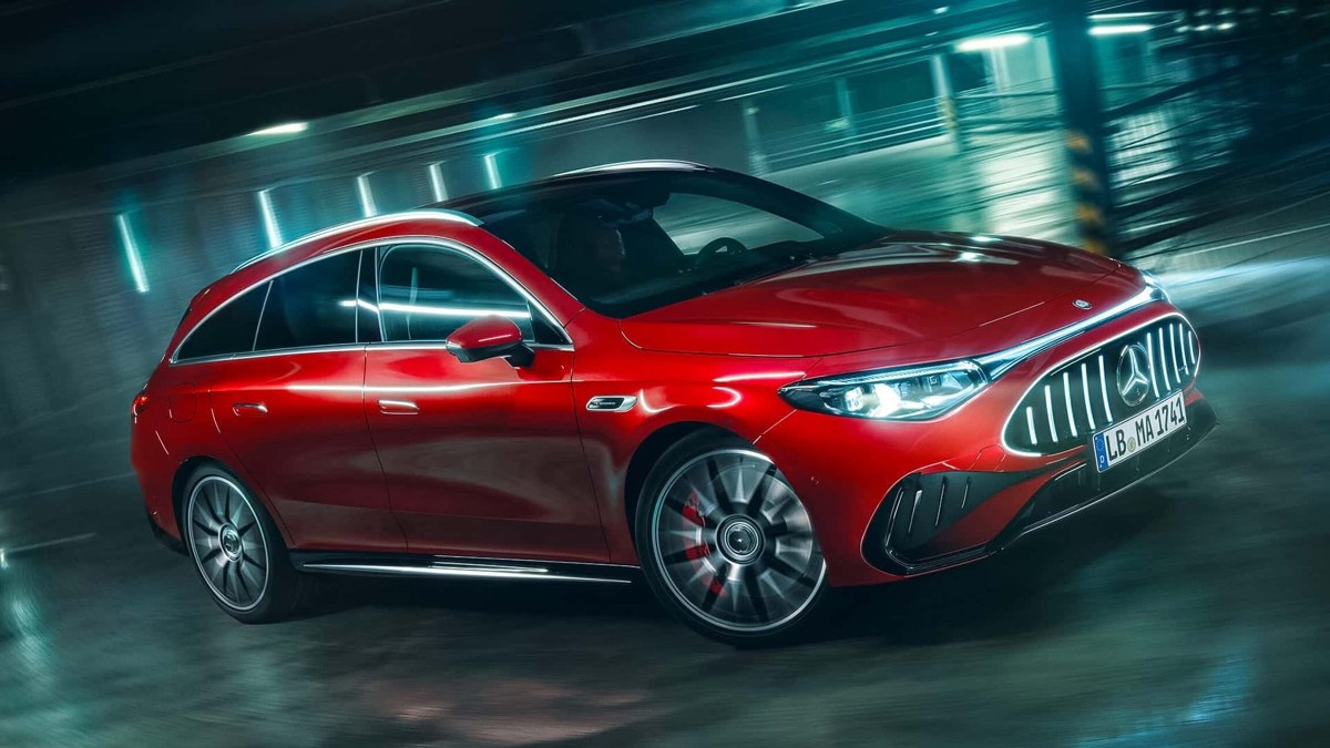 Новый Mercedes-AMG CLA 45: 680 л.с. и до 416 миль на электротяге