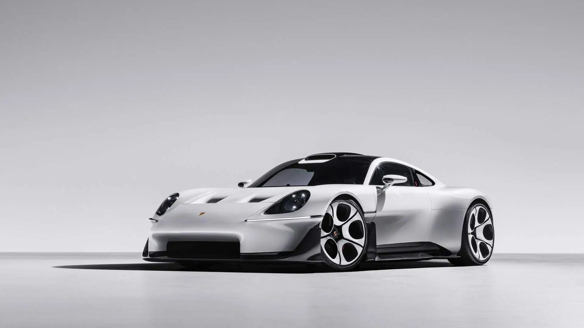 Mission… accepted: meet the stunning new mid-engined Porsche Mission S