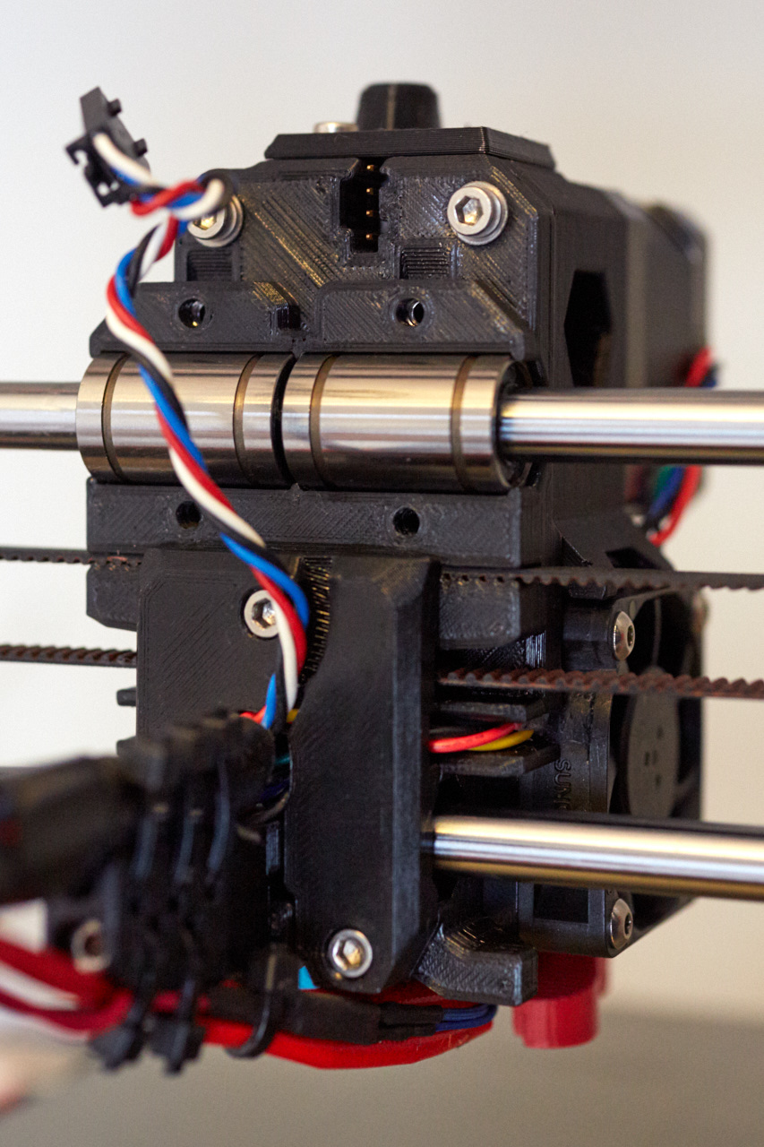 Bear extruder