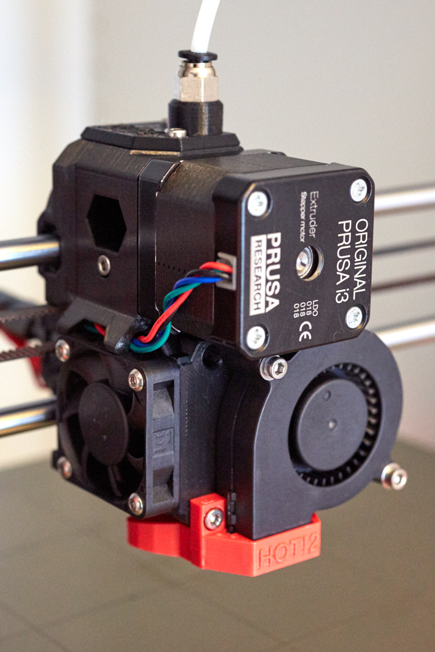 Bear extruder