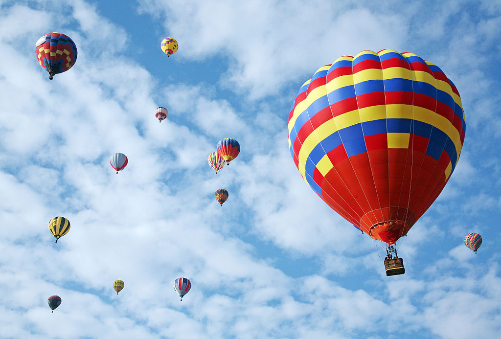 Hot air ballons form Wikipedia