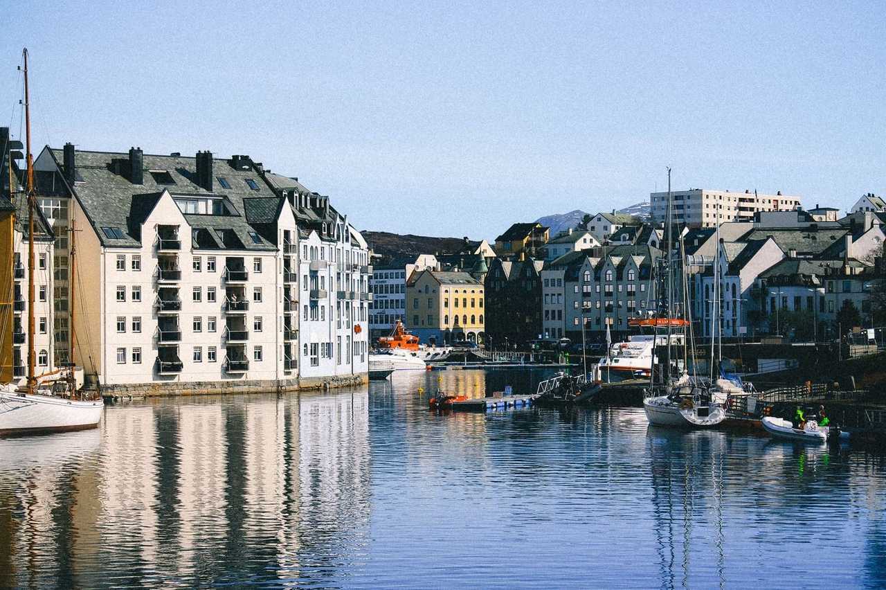 Alesund Jugendstil waterfront, day, blue sky