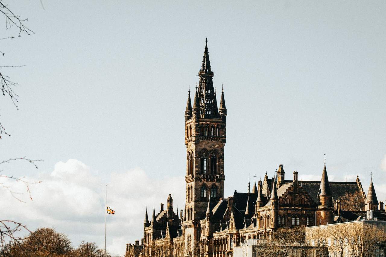 Same Glasgow University tower as ports/greenock