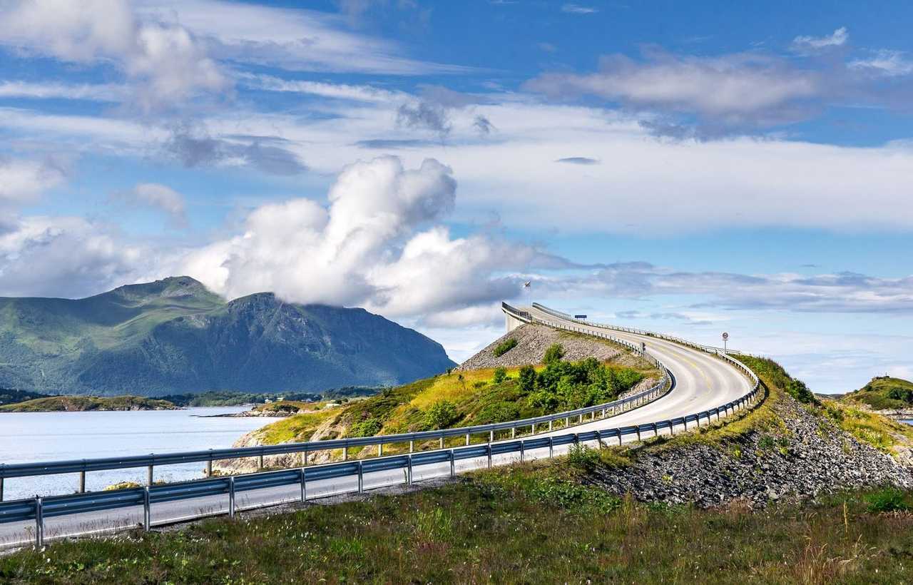 Same Atlantic Ocean Road as ports/kristiansund