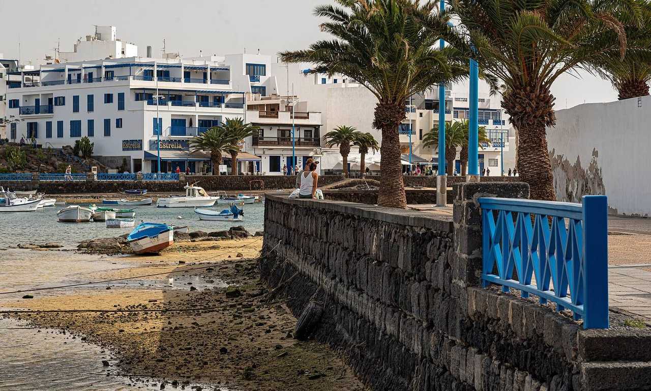 Same Charco de San Gines as ports/arrecife