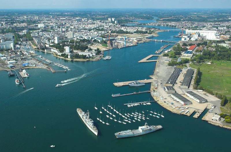 Lorient Quai des Indes and Chamber of Commerce France