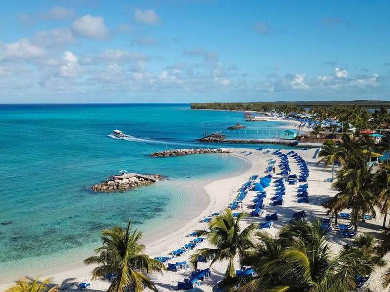 Eleuthera coastline and pink-tinged sand beyond Princess Cays