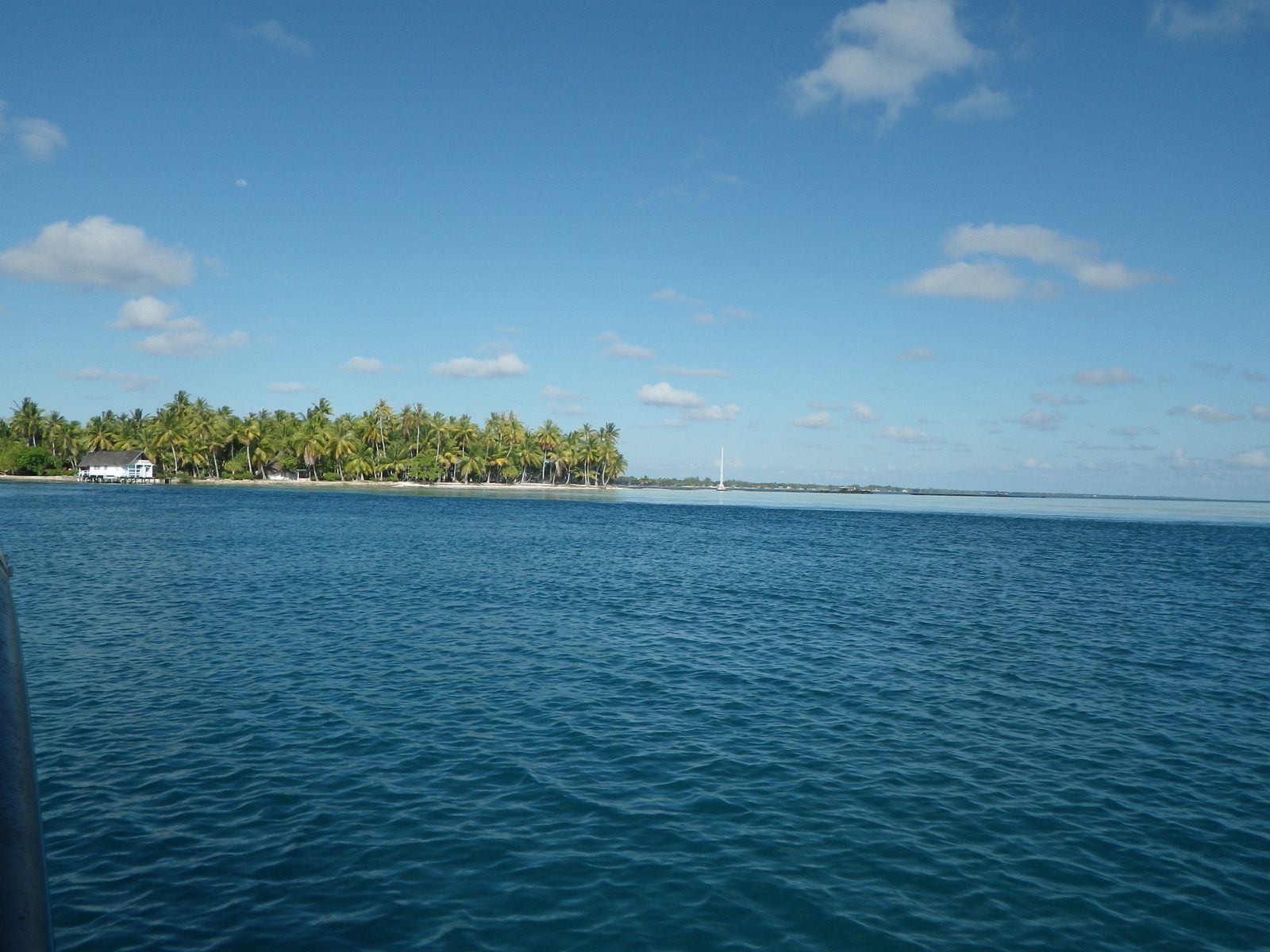 Rangiroa atoll lagoon and Tiputa pass water in the Tuamotus