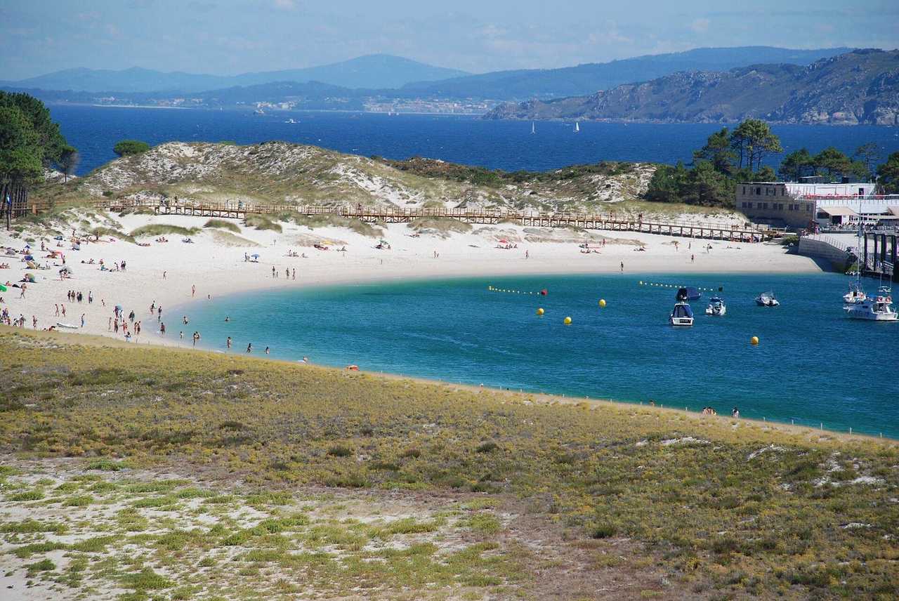 Playa de Rodas, Cies Islands near Vigo, day, blue sky