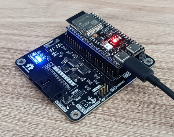 The ESP32 Bit Pirate dock board