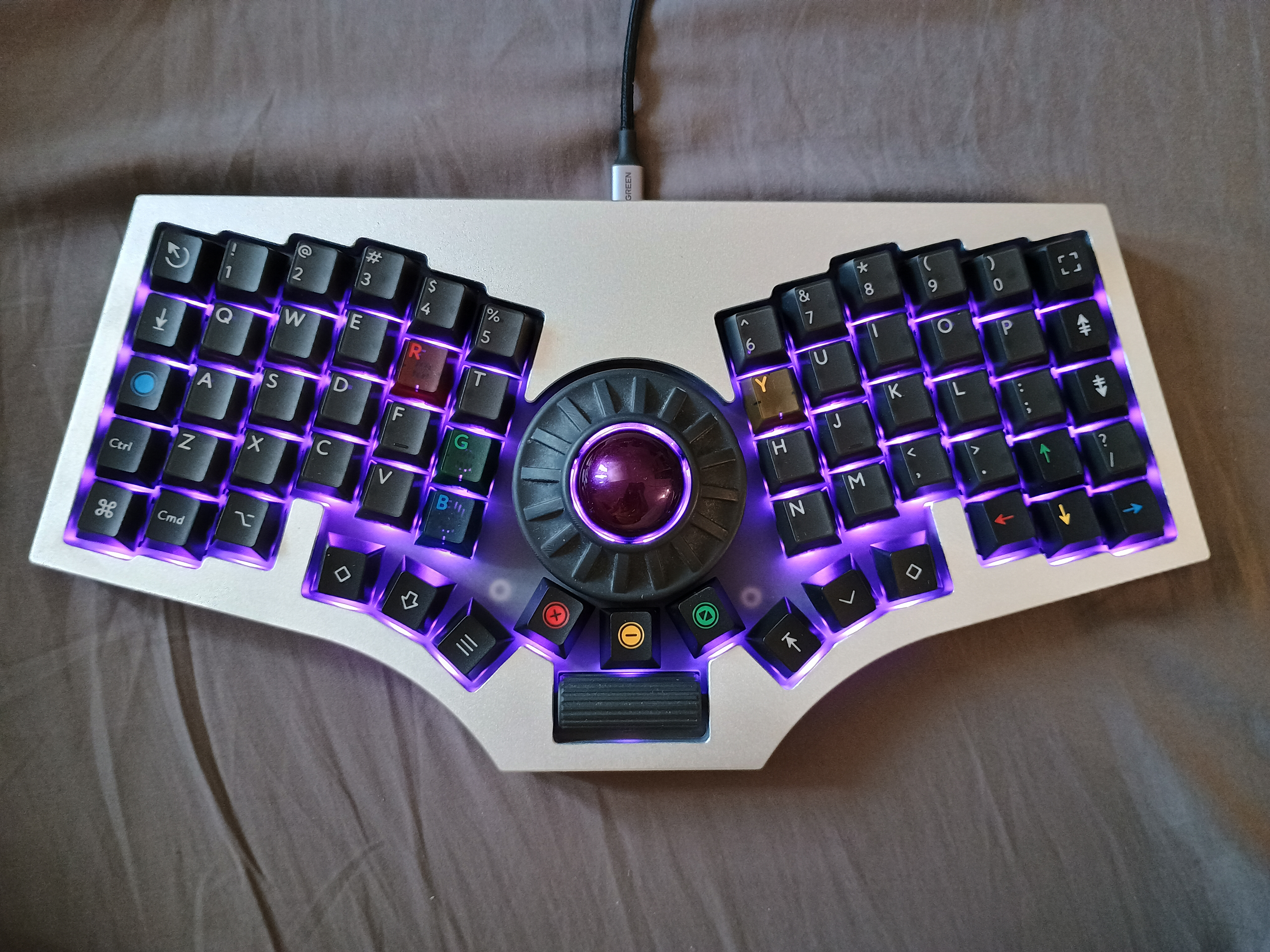 Honeydew unified split ergonomic keyboard, from the project README