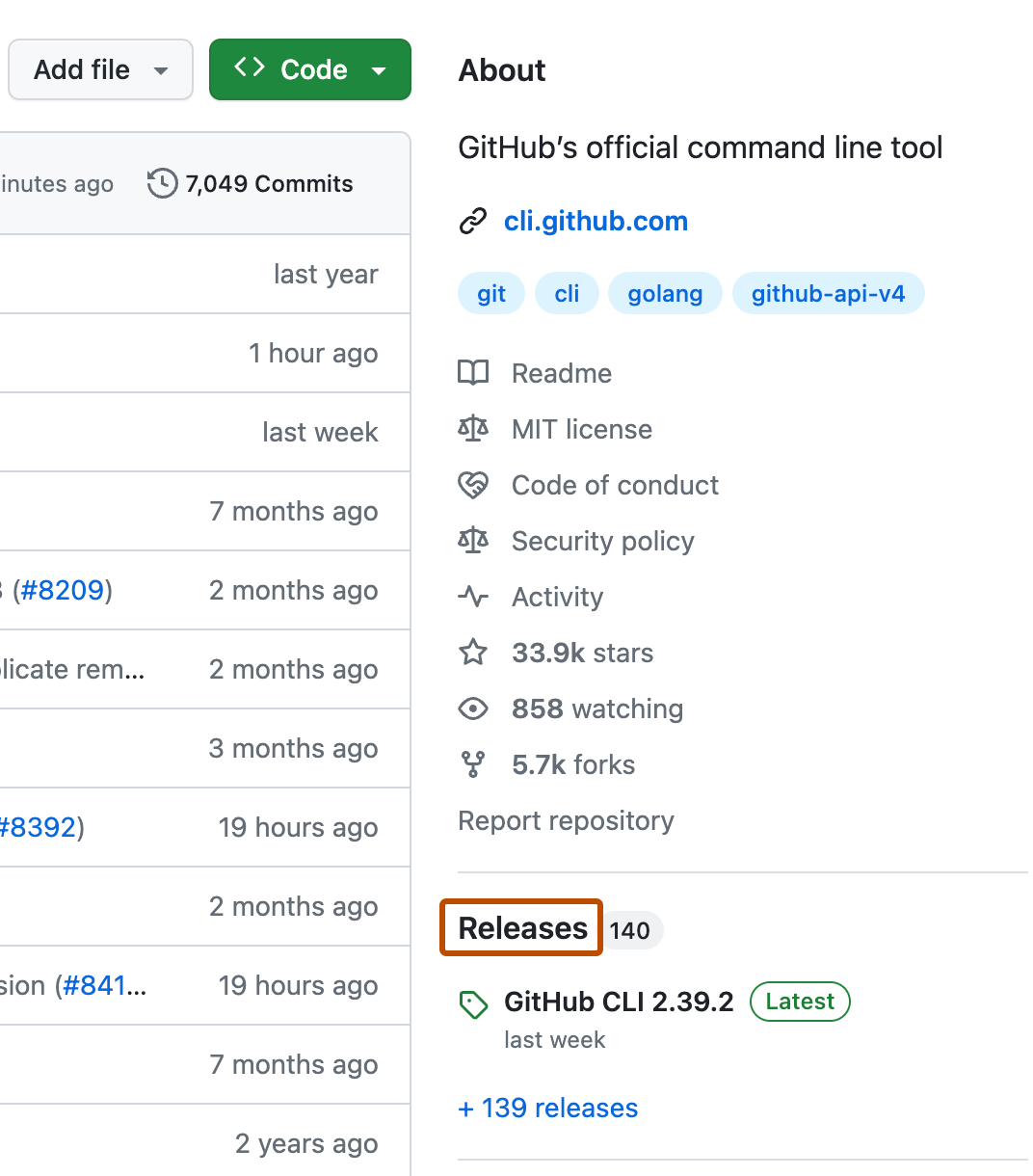 A página de um repositório. Do lado direito ficam o "About", as estrelas e o link "Releases". Imagem: GitHub Docs, CC BY 4.0