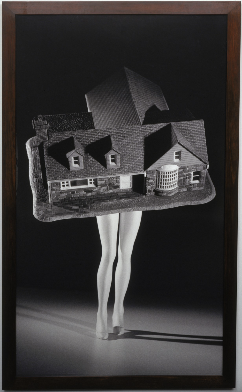 Laurie Simmons, Walking House