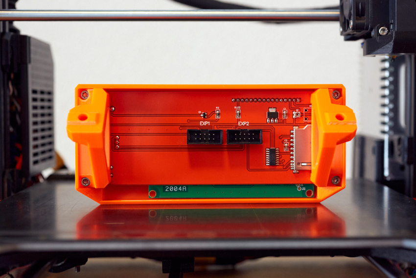 LCD Cover Photo screw mount