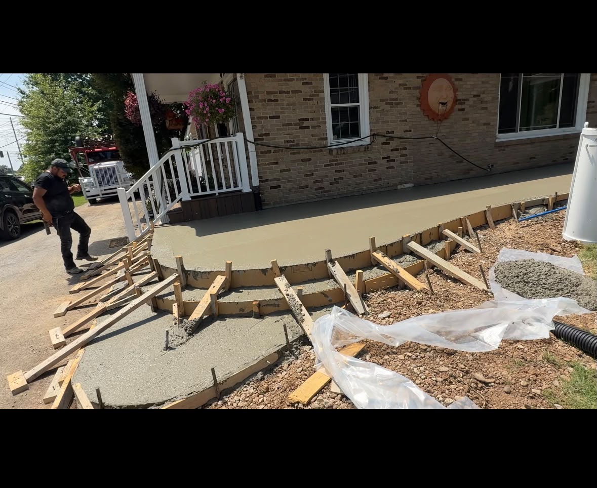 Curved entry pour in progress — MG Concrete LLC