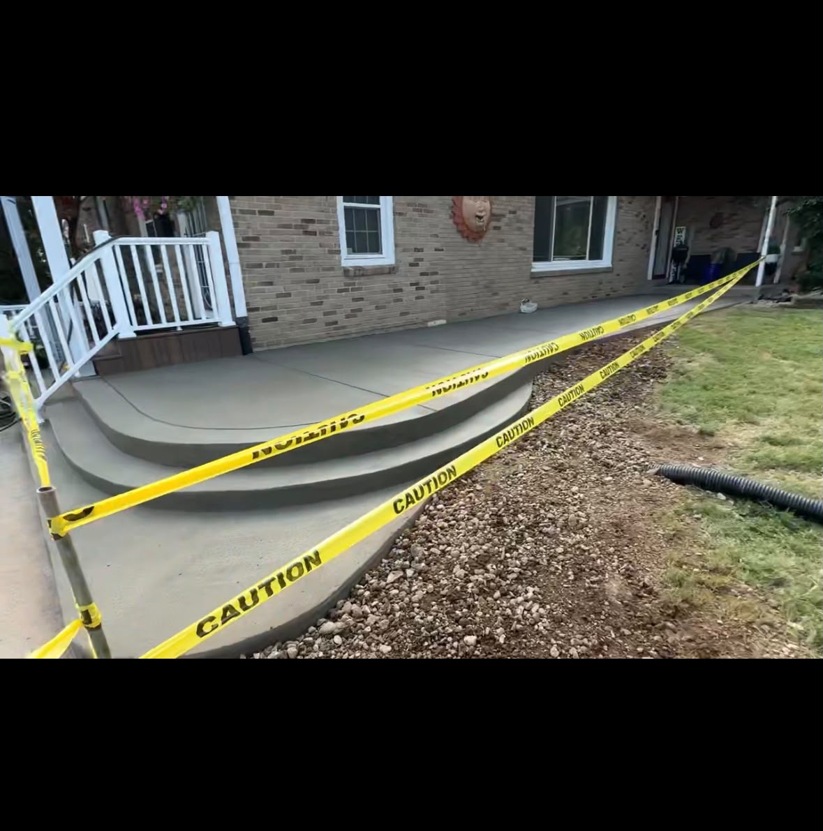 Curved steps fresh pour — MG Concrete LLC