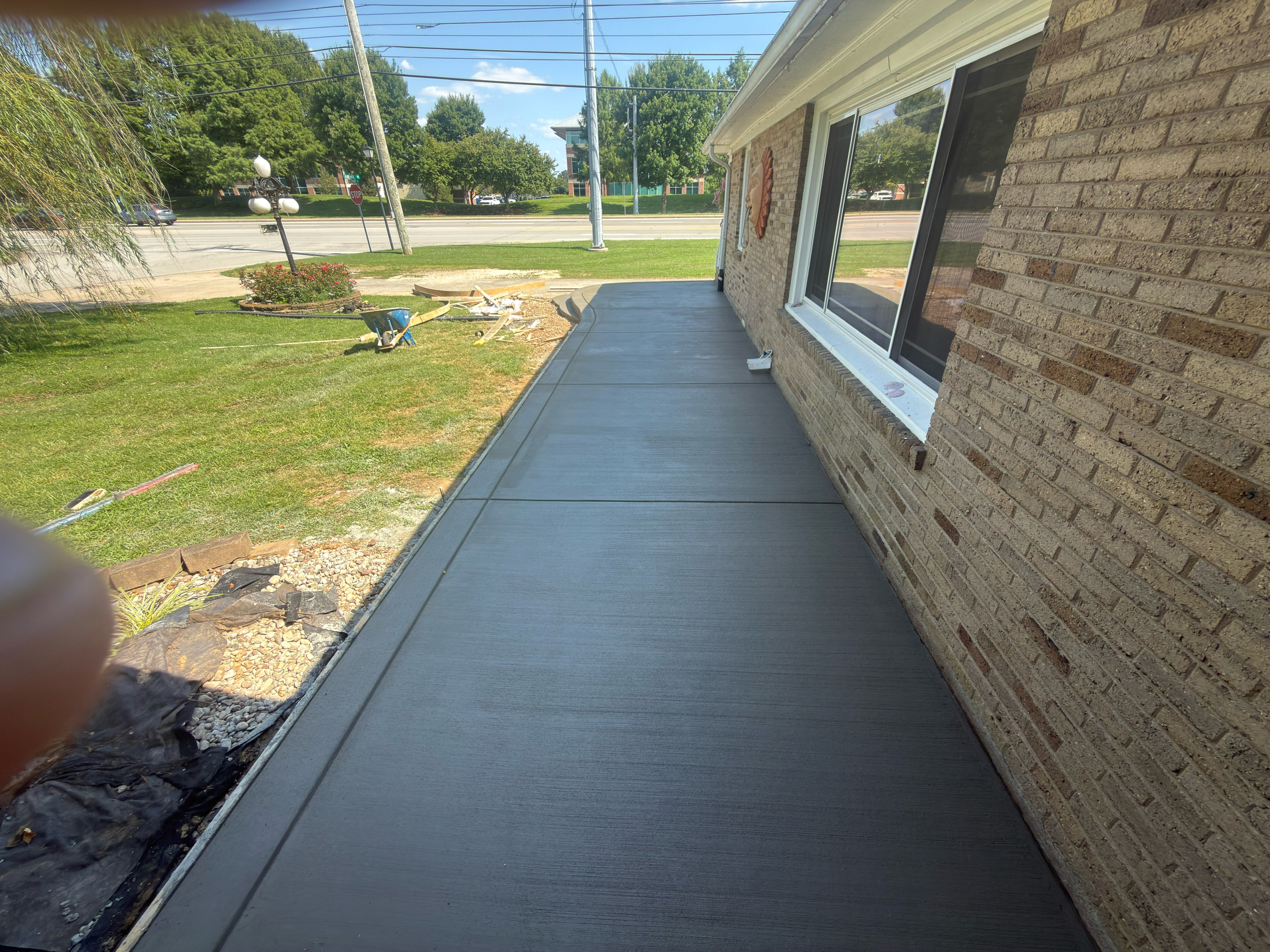 Colored concrete walkway