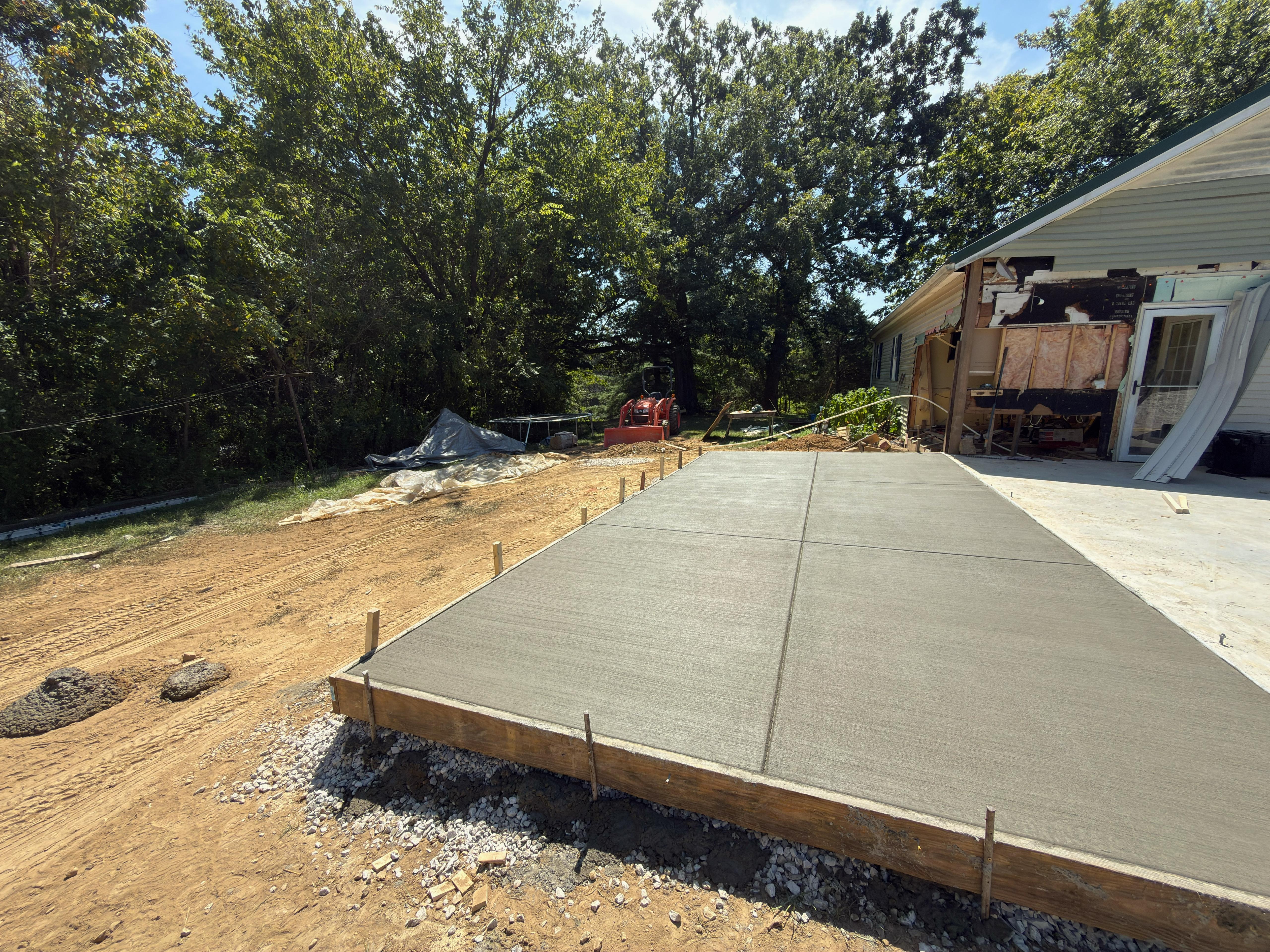 Finished concrete slab section — MG Concrete LLC
