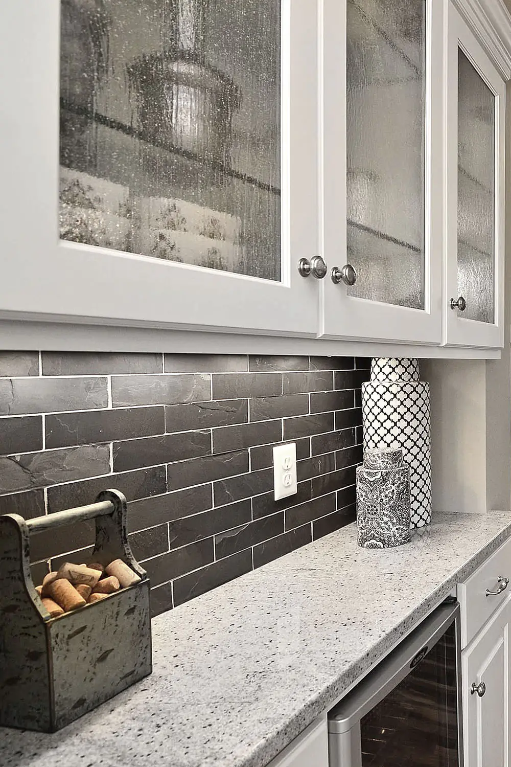 Backsplash & Mosaic Tile