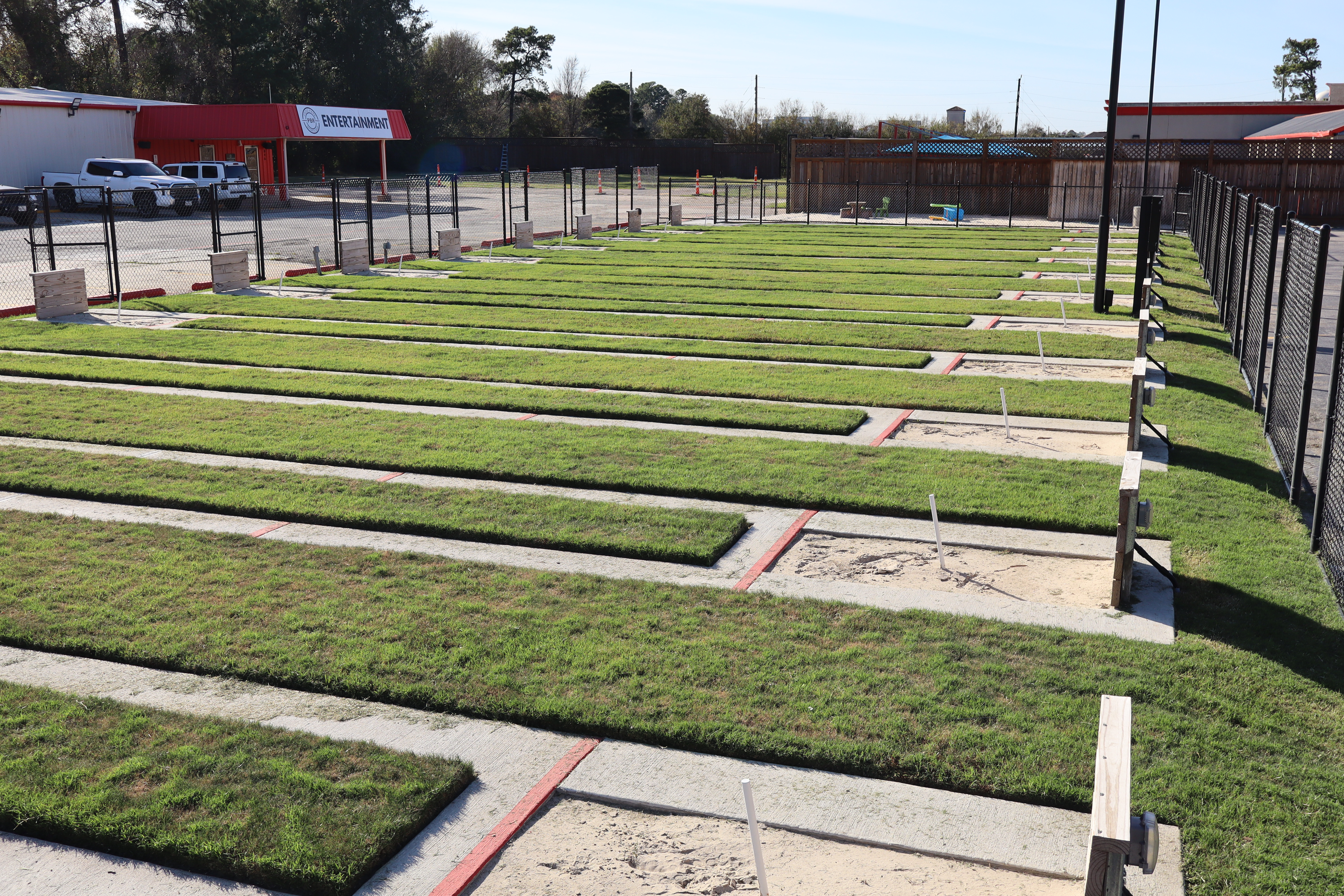 Horseshoe lanes wide view