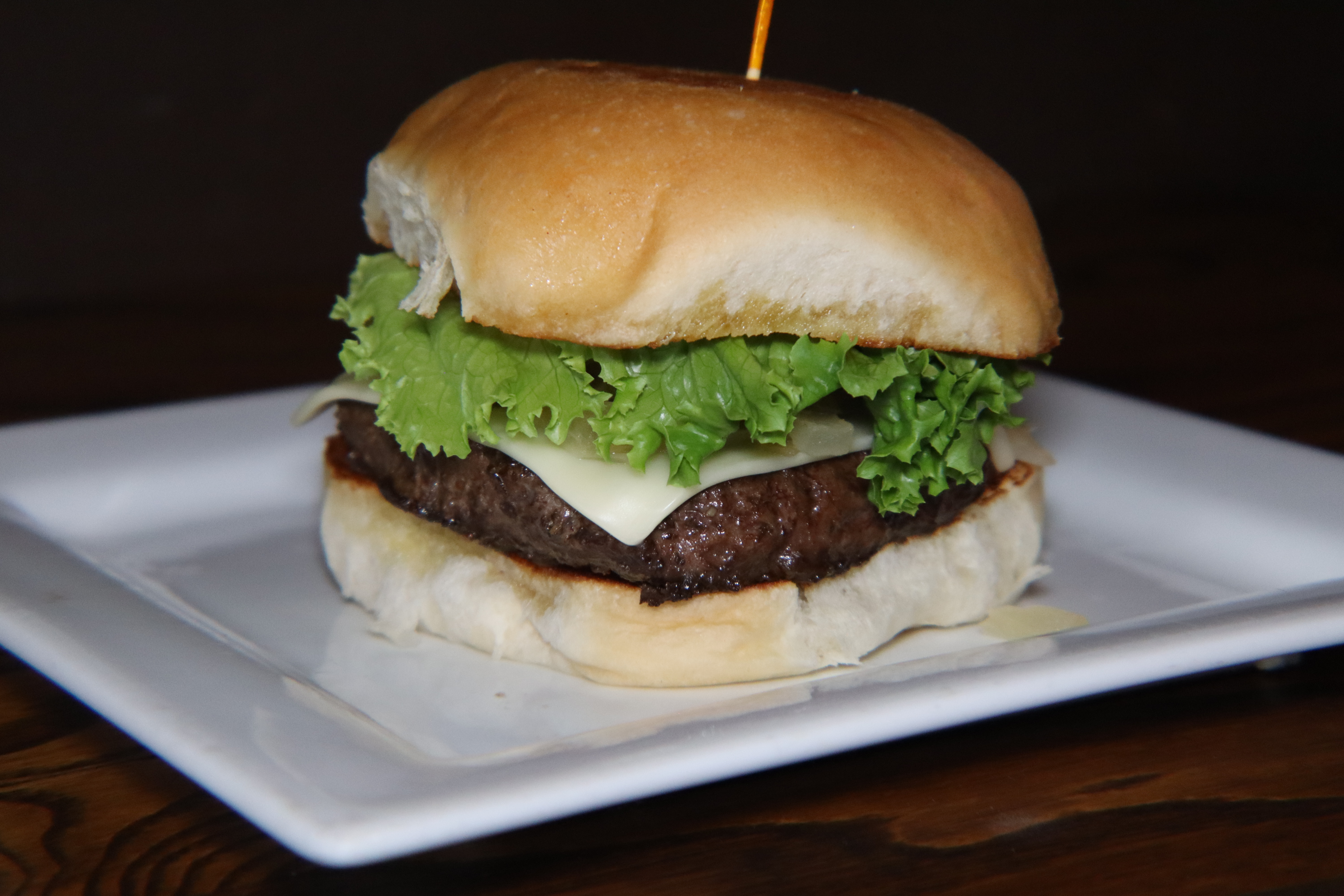Burgers at Puffabelly's