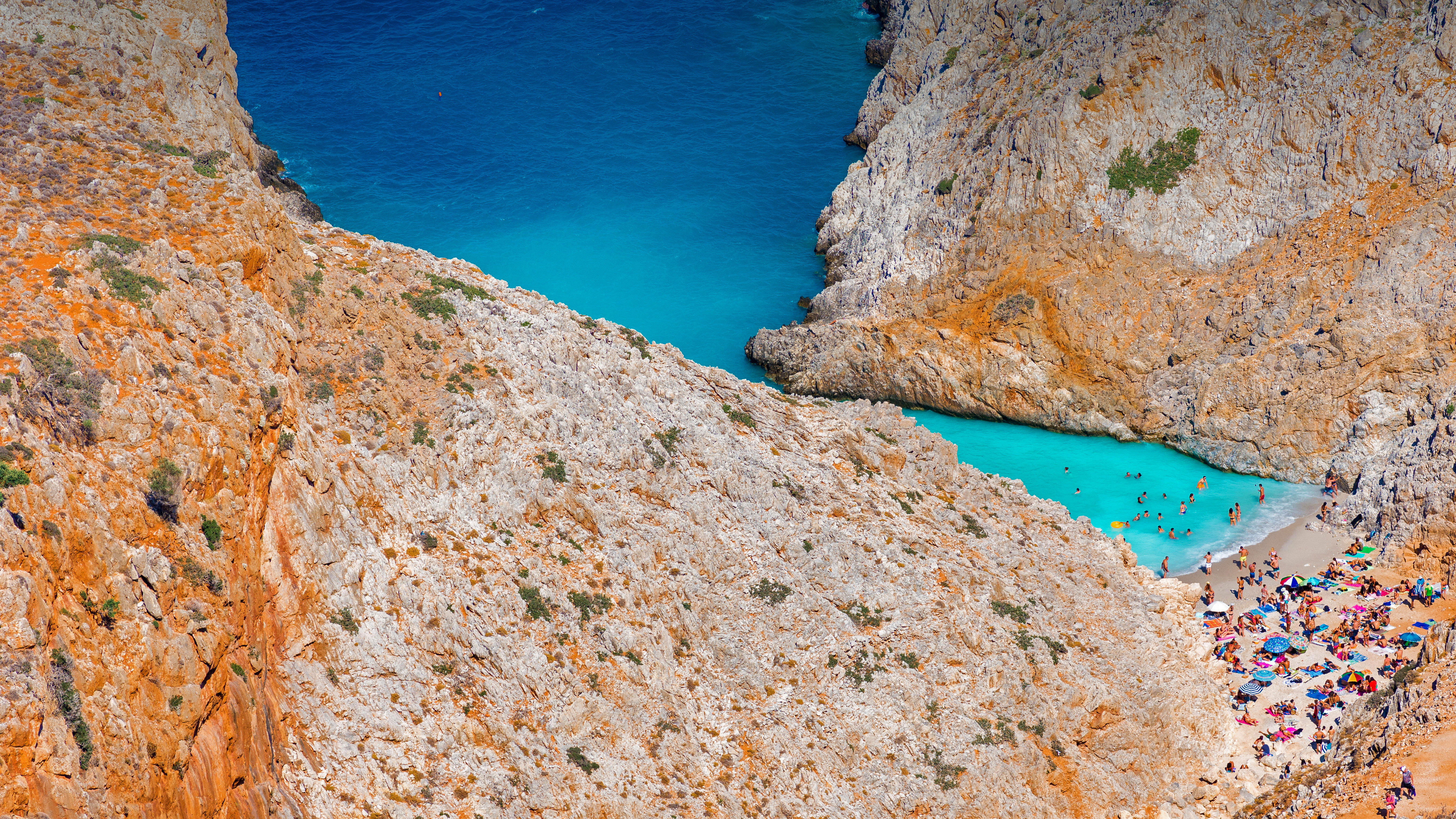 克里特岛上的海滩，希腊 (© Georgios Tsichlis/Alamy)