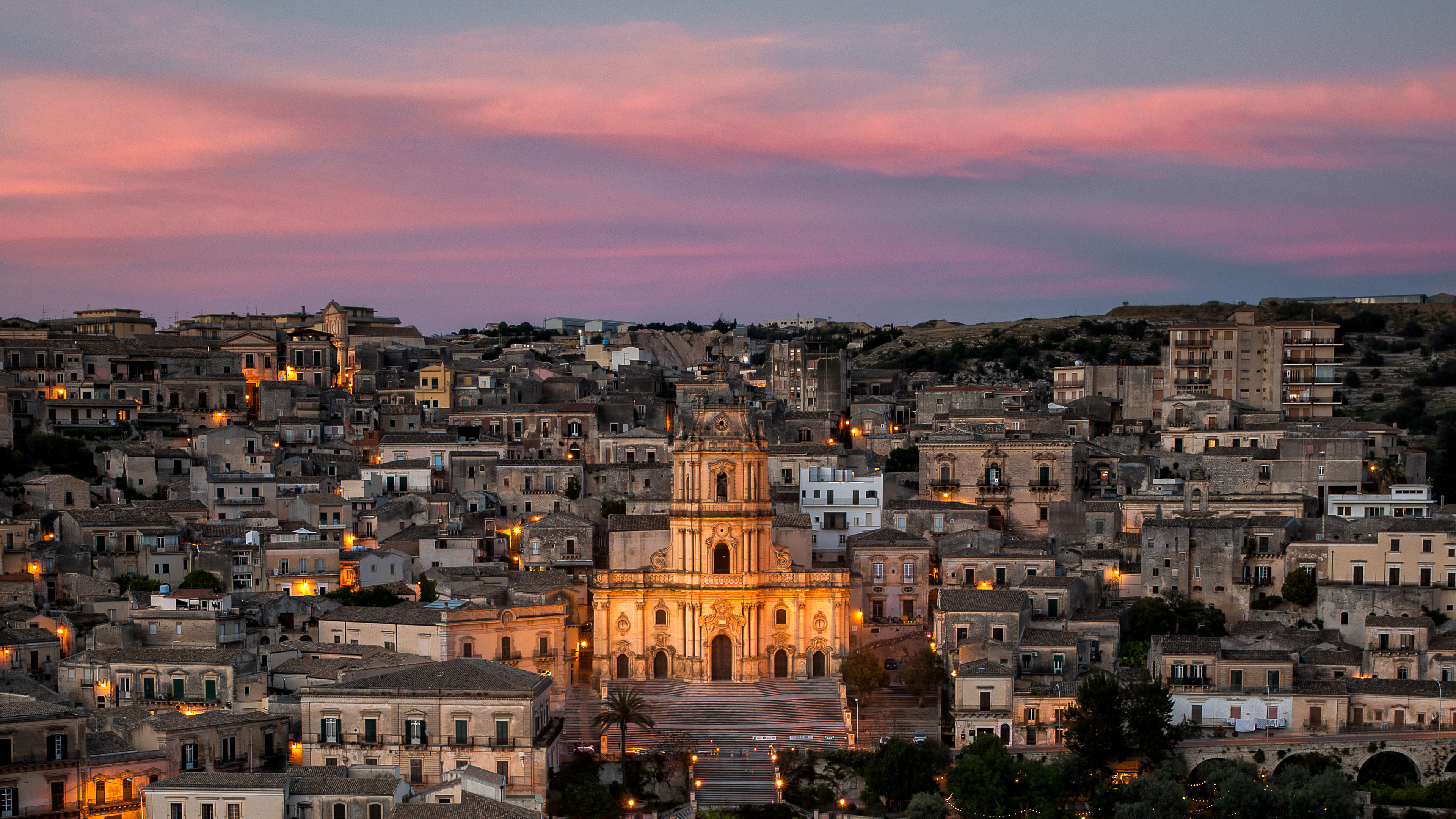 莫迪卡，西西里岛，意大利 (© Sandro Bisaro/Getty Images)