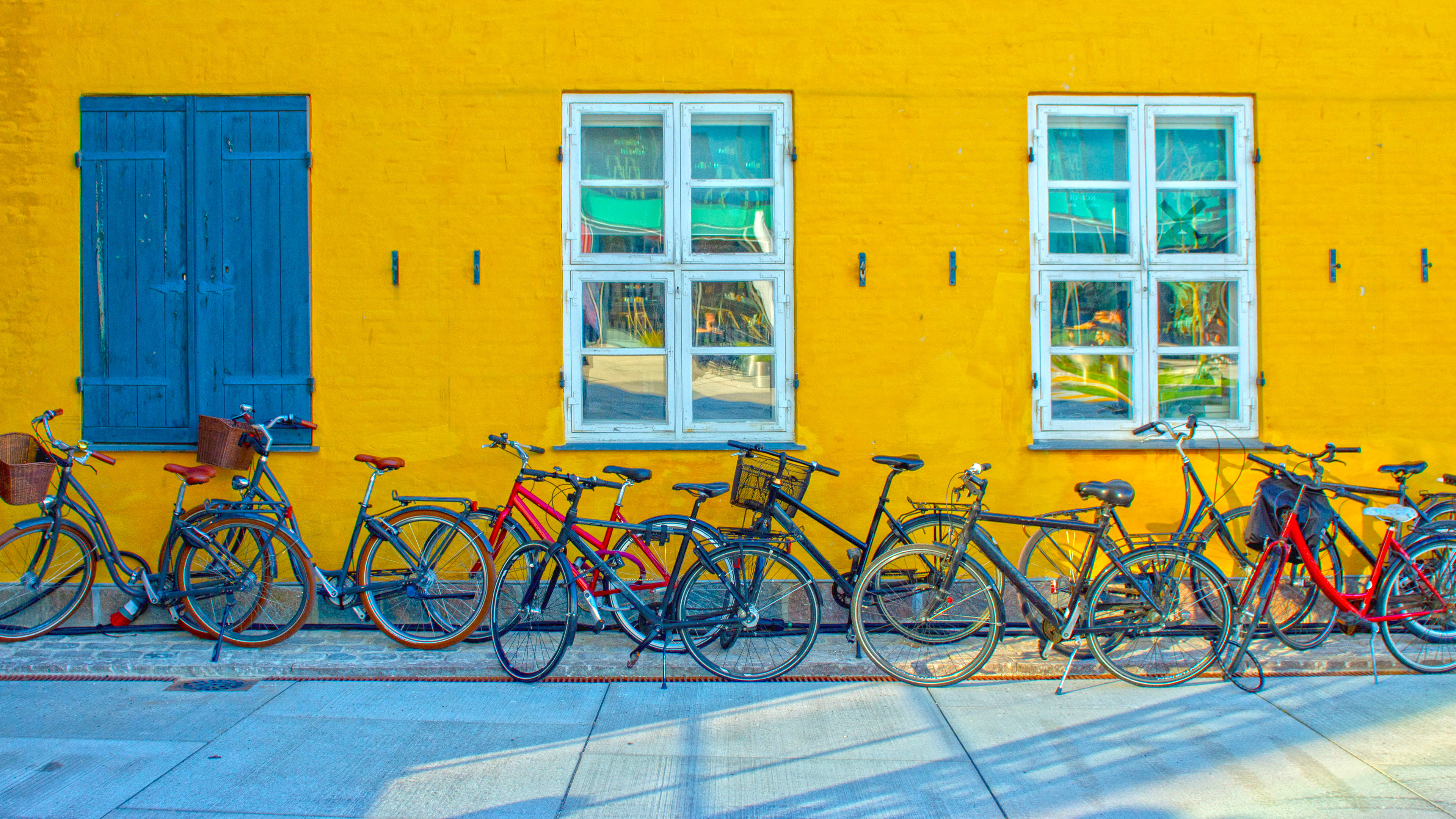 哥本哈根的自行车，丹麦 (© Alphotographic/Getty Images)