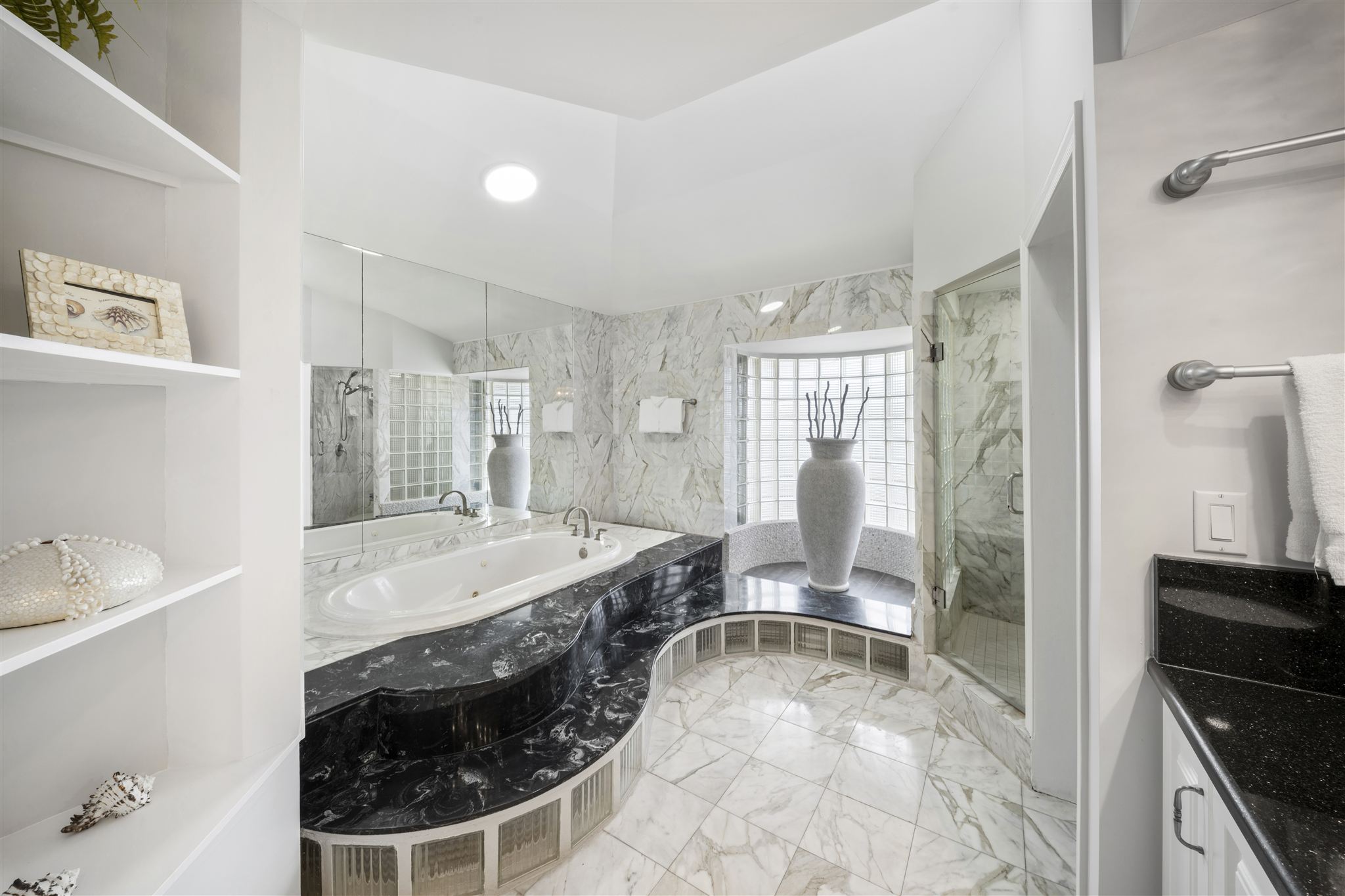 Penthouse — Penthouse 3 Bedroom photo 5