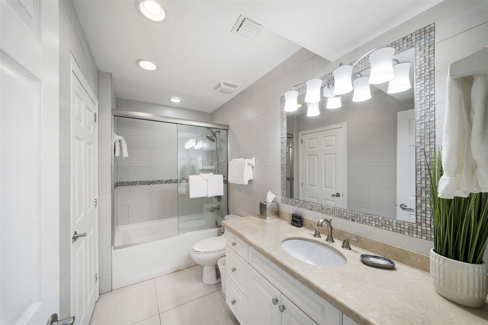 Penthouse — Penthouse 3 Bedroom photo 6