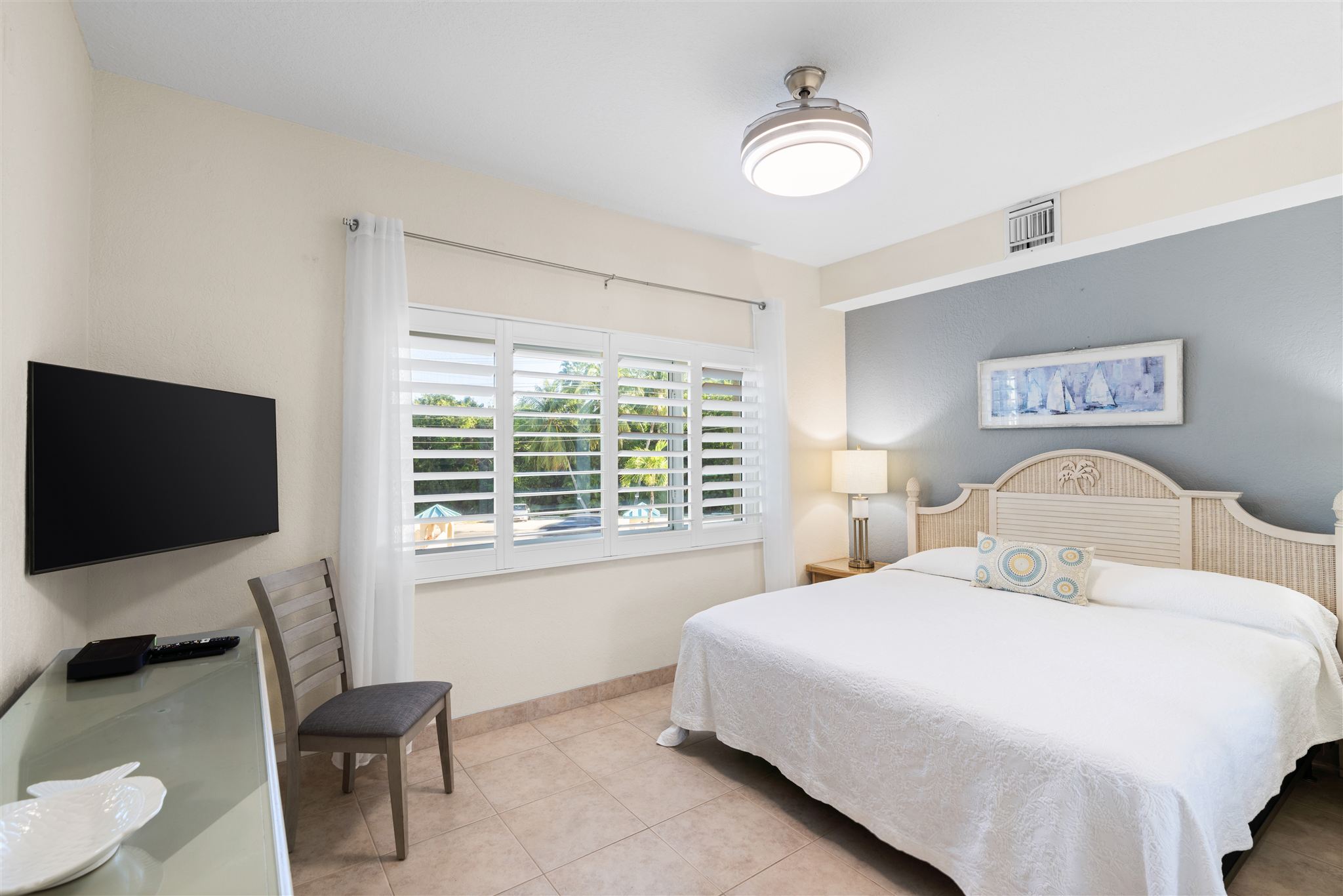 Ocean View 1 Bedroom Condo at London House — photo 4