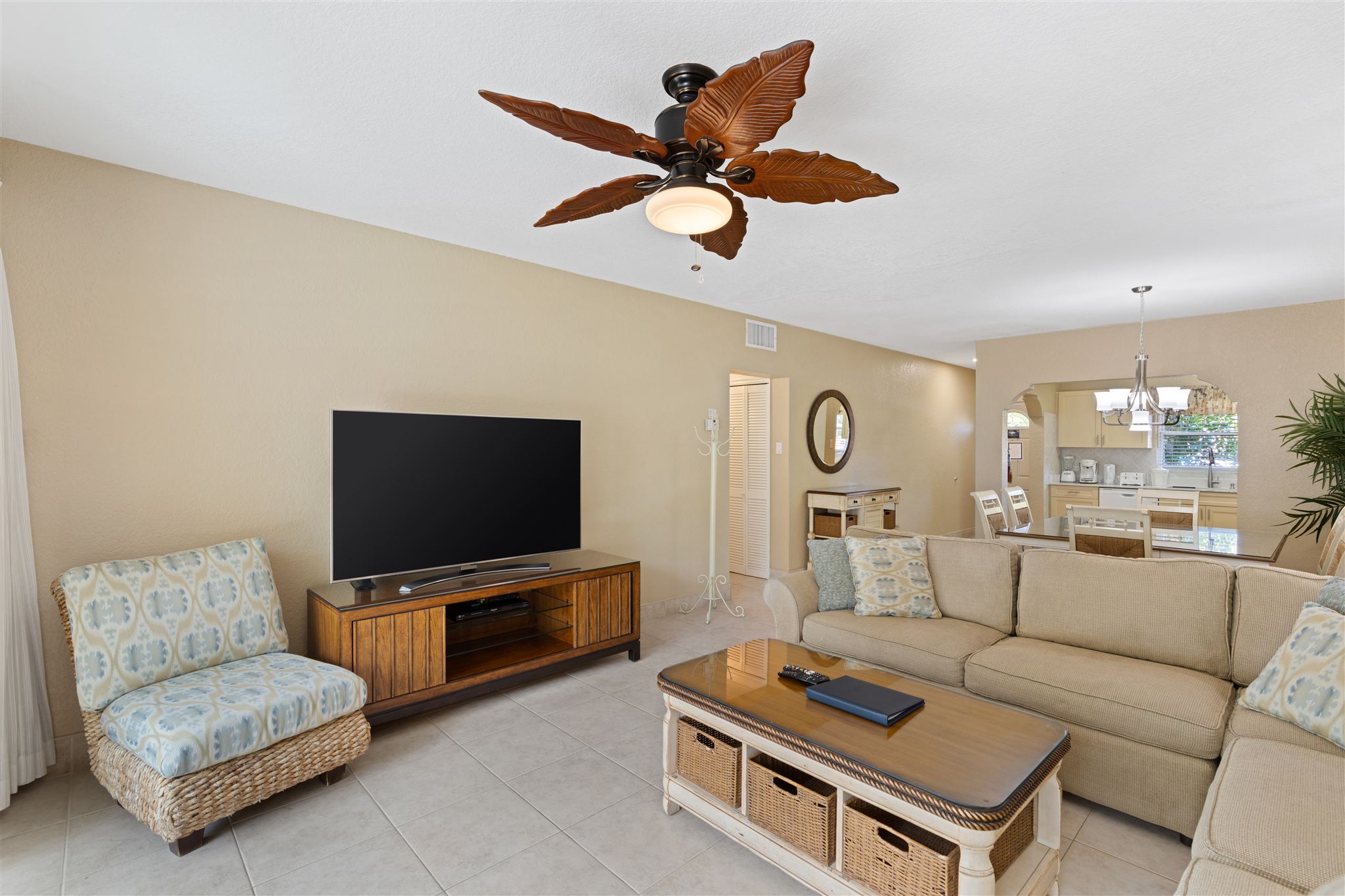 Condo 6 — Ocean Front Deluxe 2 Bedroom Condo photo 1