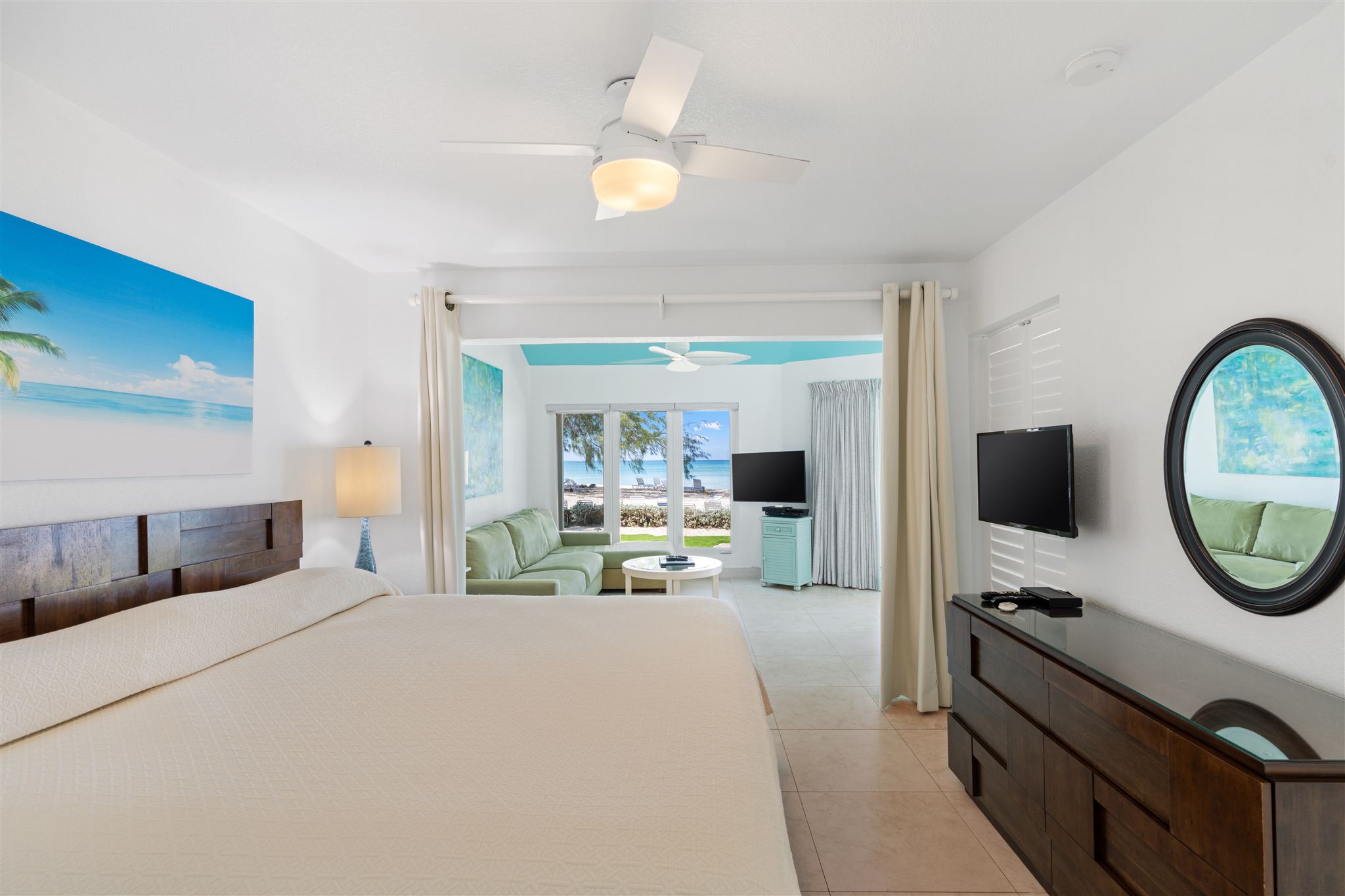 Condo 8 — Honeymoon Suite 1 Bedroom photo 9