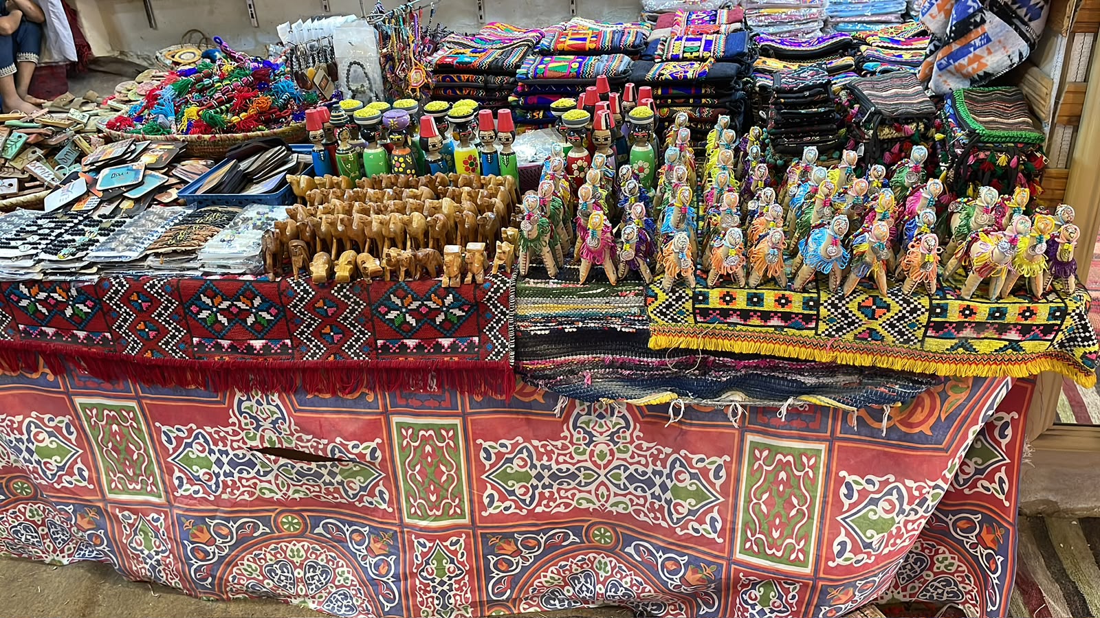 عدول للمشغولات اليدوية وأباجورات الملح 4
