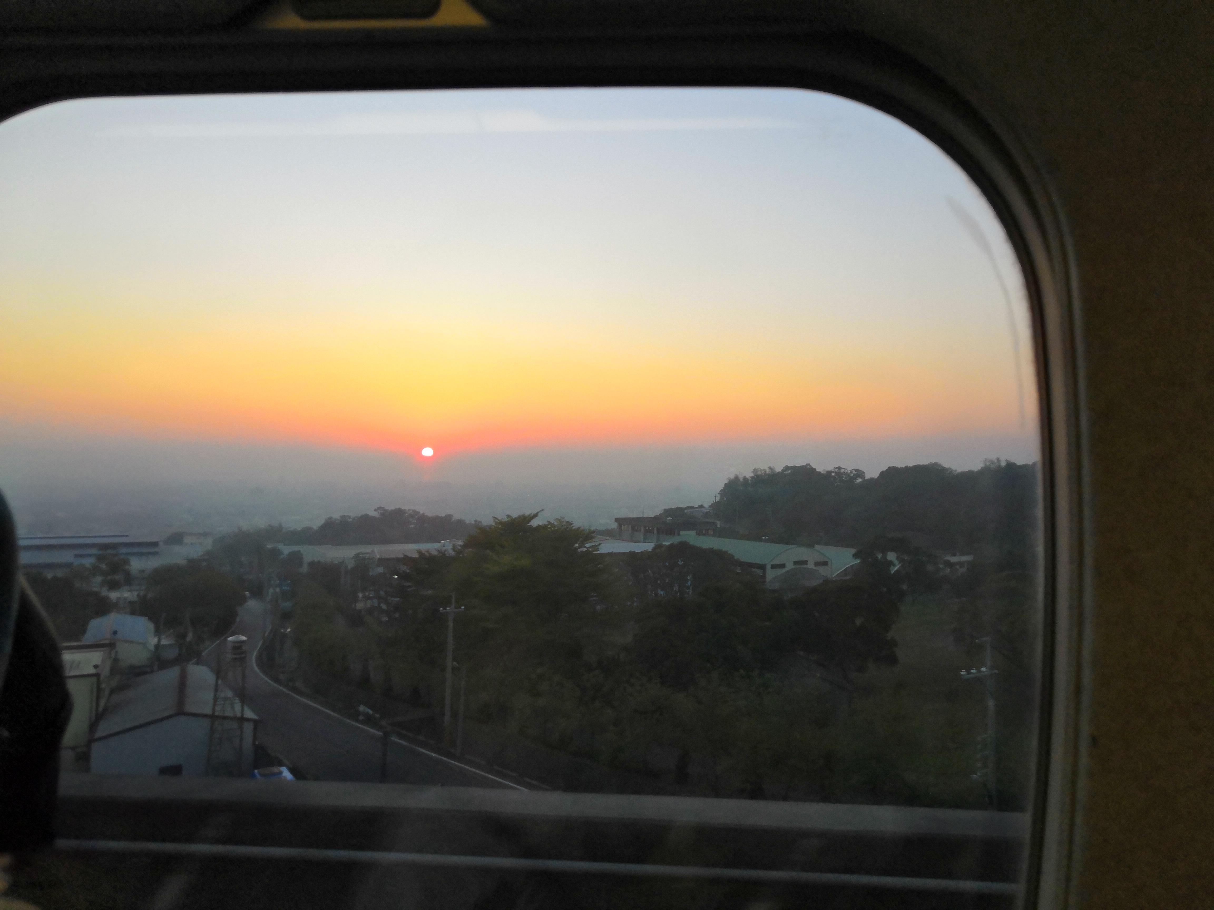 列车上的夕阳
