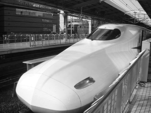 []{#c10752_006.xhtml#fig_010}[[Figure 6.10](#c10752_006.xhtml#fig_010a)]{.figureLabel} Shinkansen N700 Series at Kyoto Station in 2014, the 50th year of accident-free operation of Japan's rapid trains on the Tokaido line. Photograph by V. Smil.