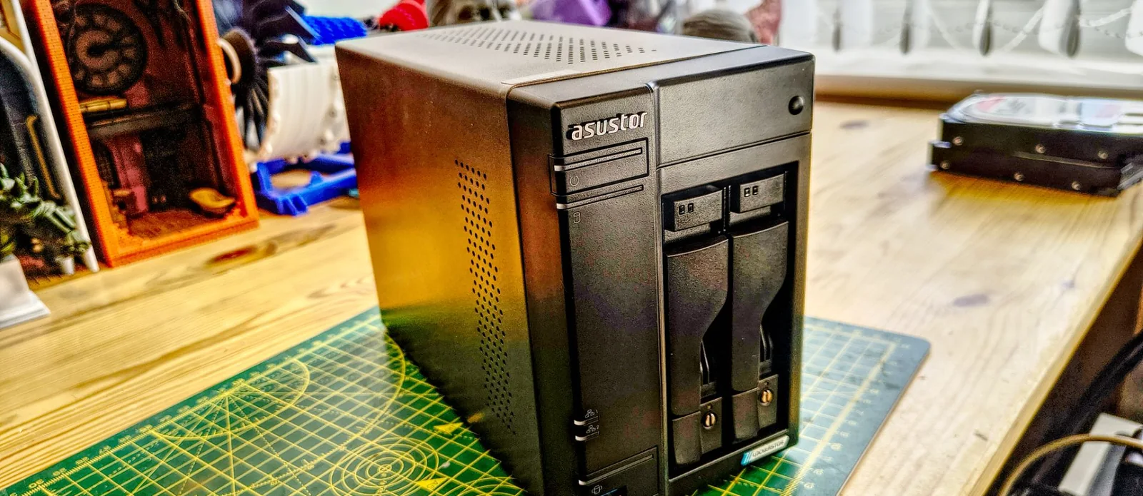 Asustor Lockerstor 2 Gen2+ AS6702T v2 Review: Fast Networking Meets High Pricing