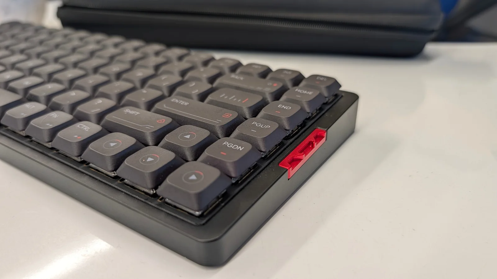 IQUNIX MQ80